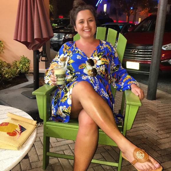 Meet your Posher, Elizabeth - Picture 1 of 1